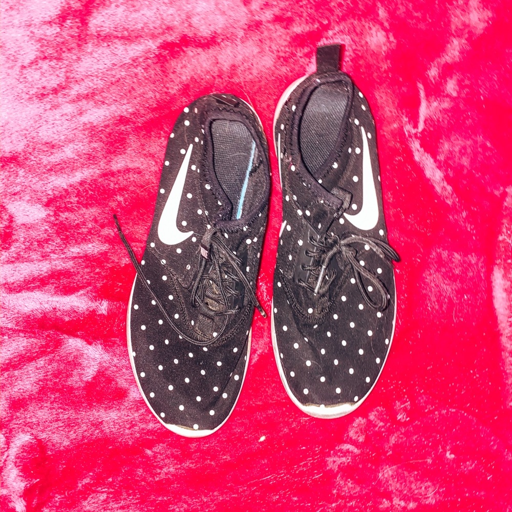 Polka dot Nike sneakers